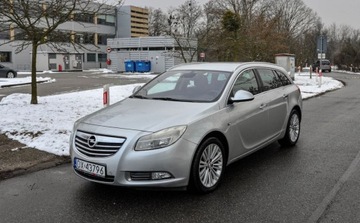 Opel Insignia I Sports Tourer 2.0 CDTI ECOTEC 130KM 2012 Opel Insignia 2,0CDTI 2012 r. 2.0 Diesel 130KM