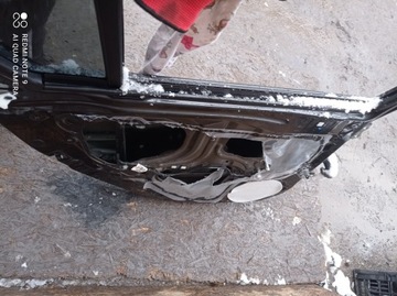 DVEŘE LEVÝ ZADNÍ HYUNDAI I20 08- FR
