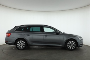 Skoda Superb III Kombi Facelifting 2.0 TDI SCR 200KM 2022 Skoda Superb 2.0 TDI, Salon Polska, 1. Właściciel, zdjęcie 5