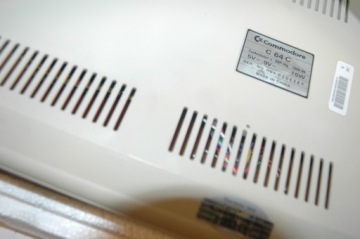 Commodore C 64 C C64C BOX + блок питания