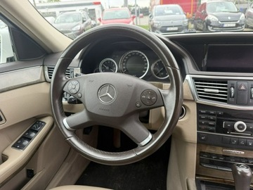 Mercedes Klasa E W212 Kombi 220 CDI BlueEFFICIENCY 170KM 2010 Mercedes E 220 2.2 Diesel 170KM Automat, zdjęcie 9