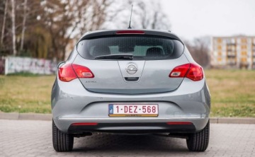 Opel Astra J GTC 1.4 Turbo ECOTEC 120KM 2015 Opel Astra Opel Astra 1.4 Benzyna 120KM, zdjęcie 14