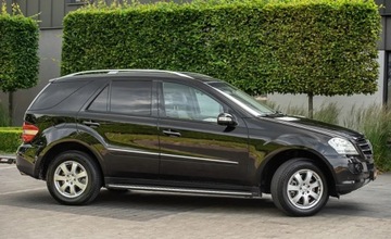 Mercedes Klasa M W164 Off-roader 3.0 V6 (320 CDI) 224KM 2006 Mercedes-Benz ML 3.0D 224KM 4matic Sport Pakiet Skora Navi Camera Alu PDc, zdjęcie 2