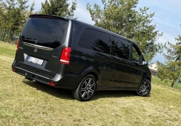 Mercedes Klasa V W447 Długi Facelifting 2.0 250d 190KM 2022 Mercedes-Benz Klasa V BEZWYPADKOWY, serwis ASO, AVANTGARDE, 4X4 hak, 8 osob, zdjęcie 4