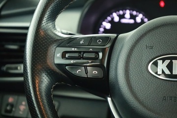 Kia Stonic Crossover 1.4 DOHC 100KM 2018 Kia Stonic 1.4 CVVT, Salon Polska, Skóra, Klima, zdjęcie 11