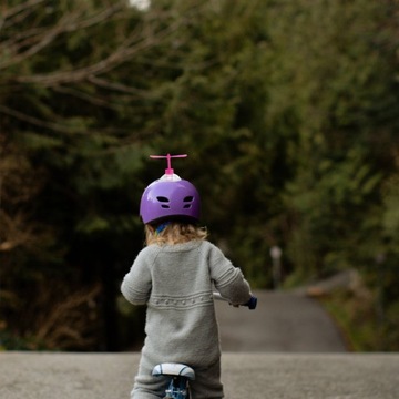 KASK DEKORACYJNY WIATRAK