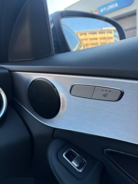 Mercedes Klasa C W205 Kabriolet Facelifting 1.5 200 184KM 2018 Mercedes-Benz Klasa C 200 1.5 4MATIC 9G-TRONIC 184KM 2018r, zdjęcie 6