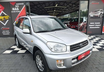 Toyota RAV4 II 2.0 i 16V 150KM 2001 Toyota RAV4 Toyota RAV 4 II 2.0BENZYNA NAPED 4X4 2.0 Benzyna 150KM, zdjęcie 1