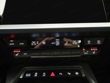Audi A3 8Y Limousine Facelifting 1.5 35 TFSI 150KM 2025 AUDI A3 TFSI S Line Sedan 1.5 (150KM) 2025, zdjęcie 9