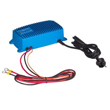 Blue Smart IP67 Charger 12/13 (1)
