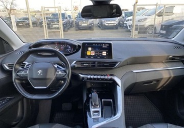 Peugeot 5008 II 2020 Peugeot 5008 1.2 PureTech mHEV Active Pack SS e-DCS6 VAT 23 1.2 136KM, zdjęcie 2