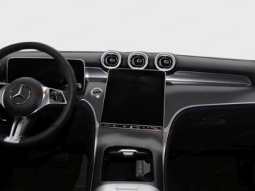 Mercedes GLC C254/X254 Coupe 2.0 220d 197KM 2026 220 d 4MATIC (197KM) Avantgarde | Kamera 360 + Hak holowniczy, zdjęcie 7