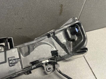 SMĚROVKA DRL PRAVÝ PŘEDNÍ LEXUS NX
