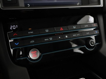 Jaguar F-Pace SUV 2.0 i4D 180KM 2016 Jaguar F-PACE 20d R-Sport Automat Navi Tempomat, zdjęcie 26