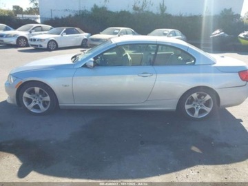 BMW Seria 3 E90-91-92-93 2011 BMW Seria 3 335i 2011 3.0l 3.0 Benzyna 300KM, zdjęcie 2