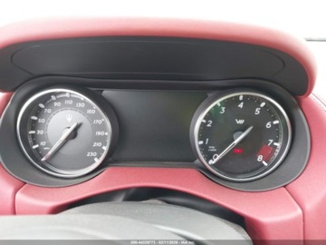 Maserati Levante 2022 Maserati Levante Modena S 2022 3.8 Benzyna 550KM, zdjęcie 10