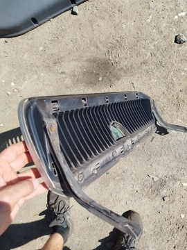 РЕШЕТКА РЕШЕТКА SKODA OCTAVIA I FL LIFT 1U0853651