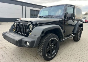 Jeep Wrangler III Unlimited Facelifting 2.8 DOHC I-4 Turbo CRD 200KM 2013 Jeep Wrangler 2.8 Diesel 200 KM 4XX4 Klimatyzacja Kabrio 2.8 Diesel 200KM
