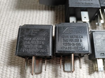 Реле Audi VW Seat Skoda 95 100 149 404 430