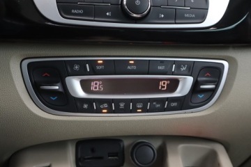 Renault Grand Scenic II Grand Scenic 2013 Energy dCi 130KM 2014 Renault Grand Scenic 1.6 dCi, 7 miejsc, Skóra, zdjęcie 20