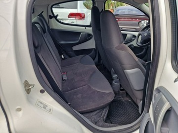 Citroen C1 I Hatchback 3d Facelifting 1.4 HDi 54KM 2009 Citroen C1 kompakt, zdjęcie 16