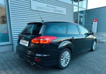 Ford Focus III Kombi Facelifting 2.0 TDCi 150KM 2016 Ford Focus 2.0 TDCI 150KM ST-Line SalonPL SerwisASO Gwarancja 2.0 Diesel, zdjęcie 6