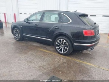 Bentley Bentayga 2019 Bentley Bentayga 2019r., 4x4, 4.0L 4.0 Benzyna 542KM, zdjęcie 3