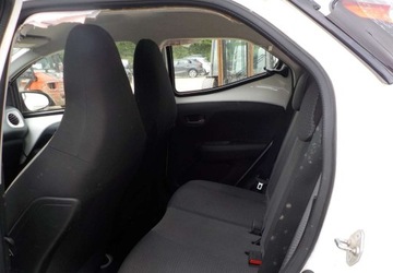 Toyota Aygo II Hatchback 3d Facelifting 1.0 VVT-i 72KM 2020 Toyota Aygo Okazja Benzyna 72KM, zdjęcie 15