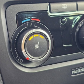 Volkswagen Golf VI Hatchback 5d 1.6 TDI-CR DPF BlueMotion 105KM 2010 Volkswagen Golf VI 1.6 Diesel, zdjęcie 29