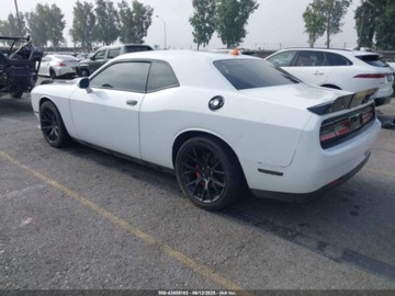 Dodge Challenger III 2018 Dodge Challenger SRT Hellcat 2018 6.2l 6.2 Benzyna 707KM, zdjęcie 3