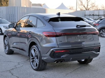 Audi 2025 AUDI Q5 TDI quattro S line Sportback Suv 2.0 (204KM) 2025, zdjęcie 2