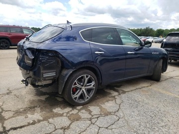 Maserati Levante 2022 Maserati Levante Modena 2022 3.0l 3.0 Benzyna 424KM, zdjęcie 3