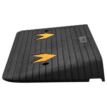 Rampa Progowa Ładowność 15 Ton 90 x45x7,6 cm Gumowej Rampie Krawężnikowej
