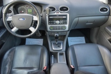 Ford Focus II Hatchback 5d 1.6 Duratec 100KM 2006 Ford Focus FORD FOCUS 1.6 101KM AUTOMAT SONY Skory Klimatronik Szyberdach, zdjęcie 16