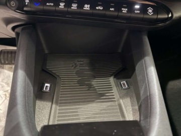 Alfa Romeo Junior 2026 ALFA ROMEO Junior Ibrida Suv 1.2 (145KM) 2026, zdjęcie 14