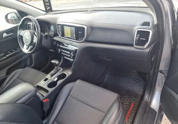 Kia Sportage IV SUV Facelifting 1.6 CRDI 136KM 2018 Kia Sportage 1.6Dieselniski przebiegKrajowkabogata wersjaFV 23 zobacz, zdjęcie 7