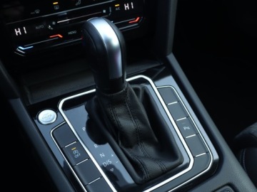 Volkswagen Passat B8 Variant Facelifting 2.0 TDI SCR 150KM 2022 VW Passat 2.0 TDI, Salon Polska, 1. Właściciel, zdjęcie 12