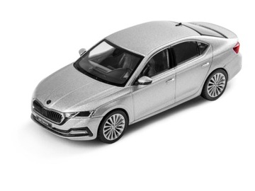 MODELIK SAMOCHODU SKODA OCTAVIA 4 IV A8 SREBRNA