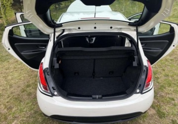 Lancia Ypsilon IV Hatchback 5d 1.3 Multijet 16v 95KM 2011 Lancia Ypsilon KLIMATYZACJA, zarejestrowany, czujniki cofania, ZERO KOROZJ, zdjęcie 10