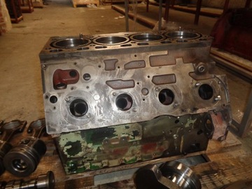 Головка двигателя DEUTZ BF4L 1011T