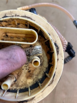 AUDI OE 7P6919679 ČERPADLO PALIVA