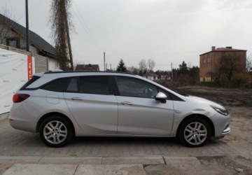 Opel Astra K Sports Tourer 1.6 CDTI 136KM 2017 Opel Astra Automat Diesel Okazja 1.6 Diesel 136KM, zdjęcie 9