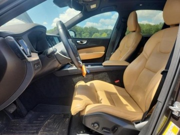 Volvo XC60 II Crossover Plug-In Facelifting 2.0 T8 455KM 2022 Volvo XC 60 2022 VOLVO XC60 T8 RECHARGE INSCRIPTION 2.0 Hybryda 455KM, zdjęcie 5