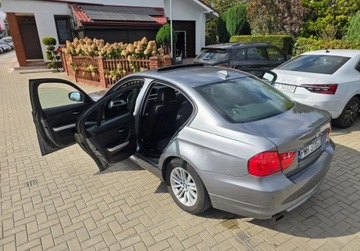 BMW Seria 3 E90-91-92-93 Limuzyna E90 318i 143KM 2010 BMW Seria 3 2,0 Benzyna 143 KM Automat Serwis GWARANCJA Zamiana Zarejestro, zdjęcie 34