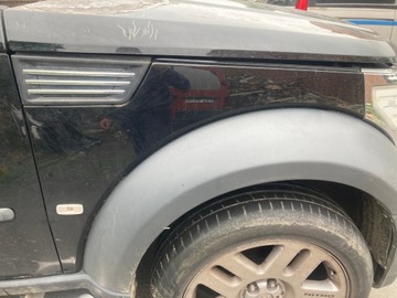 BLATNÍK PŘEDNÍ PRAVÝ ČERNÁ DODGE NITRO 2008R
