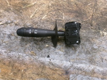 DACIA DUSTER I PŘEPÍNAČ KOMBINOVANÝ SVĚTEL