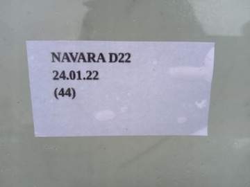 DVEŘE LEVÝ PŘEDNÍ NISSAN NAVARA D22 II 1997-2005