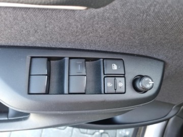 Toyota Yaris IV Hatchback 1.5 Dynamic Force 125KM 2023 Toyota Yaris Cross 1.5 Comfort Toyota Yaris Cross1, zdjęcie 15