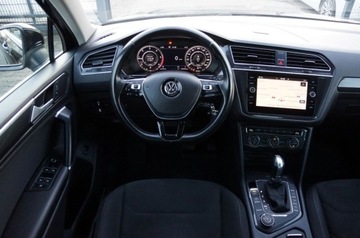 Volkswagen Tiguan II SUV 2.0 TDI 190KM 2018 Volkswagen Tiguan 2.0 TDI CR 190 KM, 4x4, Virtual, Navi, Kamera, Webasto,, zdjęcie 11