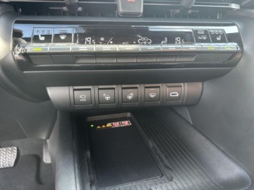 Toyota C-HR II SUV 2.0 Hybrid Dynamic Force 197KM 2024 Toyota C-HR Toyota C-HR 2.0 Hybrid GR Sport VAT23 2.0 Hybryda 197KM, zdjęcie 13